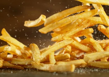 Mikrowellen sollen Pommes weniger Öl aufnehmen lassen
