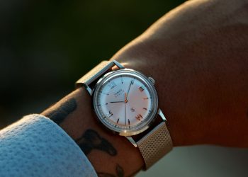 Timex und Todd Snyder präsentieren die Marlin Mesh