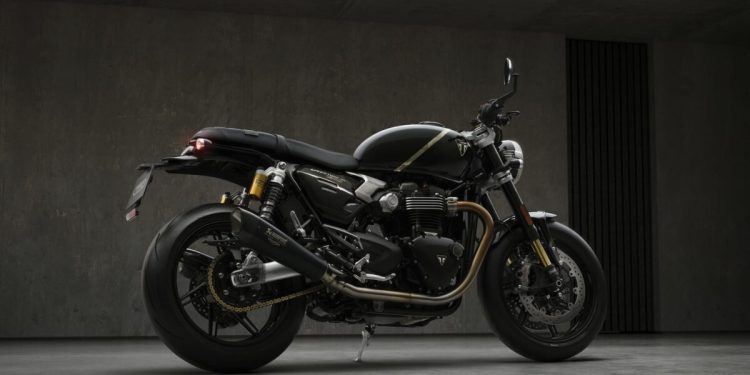 Triumph Speed Twin 1200 TFC setzt auf Carbon