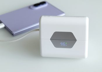 Nimble SharePower teilt eine Powerbank in zwei